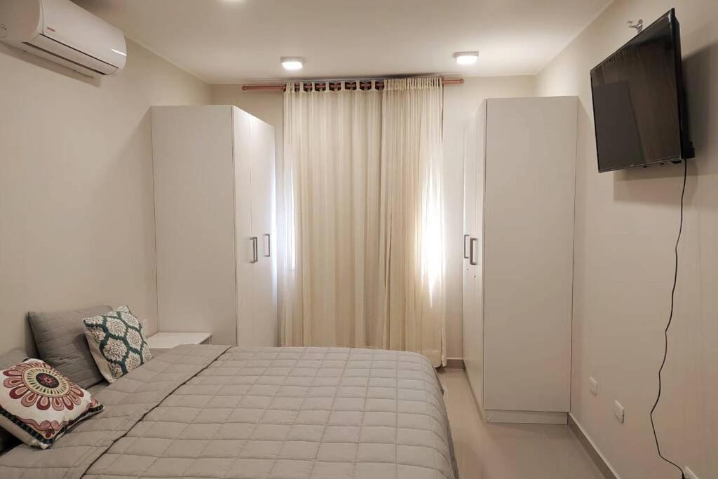 Condo In Villamorra, 2 Bedrooms Asunción Eksteriør bilde